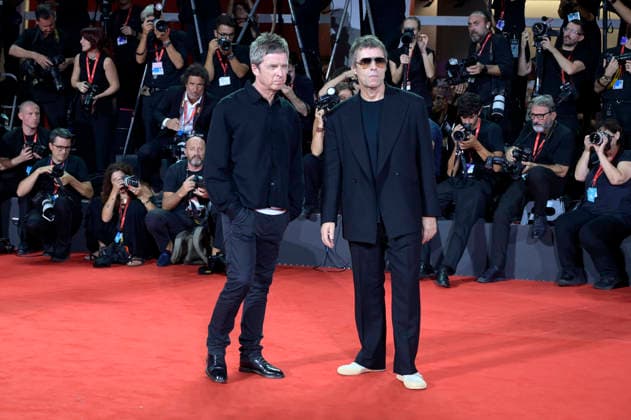 Noel Gallagher und Liam Gallagher bei der Premiere des Dokumentarfilms Oasis: Don t Look Back in Anger auf der Biennale di Venezia 2023 83. Internationale Filmfestspiele von Venedig im Palazzo del Cinema. Venedig, 05.09.2026