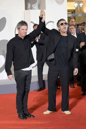 Noel Gallagher und Liam Gallagher bei der Premiere des Dokumentarfilms Oasis: Don t Look Back in Anger auf der Biennale di Venezia 2023 83. Internationale Filmfestspiele von Venedig im Palazzo del Cinema. Venedig, 05.09.2026