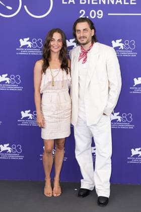 Foto IPP Daniele Cifala’ Venezia 05 09 2026 The Echo Chamber Photocall - The 83rd Venice International Film Festival nella foto : Alicia Vikander and Luca Marinelli Italy Photo Press - World Copyright The Echo Chamber Photocall - T