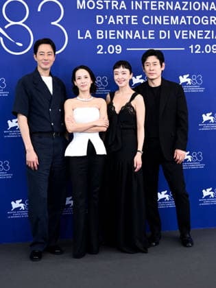 IPA88195686 - Venice, 83rd Venice International Film Festival 2026 - Day 5 - Photocall for the film Ga-neung-han Sa-rang (Possible Love) . Pictured: Jo In-sung, Cho Yeo-jeong, Jeon Do-yeon, and Seol Kyeon  Copyright: xAlbertoxTerenghix xPoolxPhotoxEventsx08x 88195686