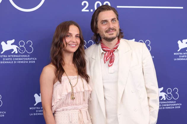 Alicia Vikander und Luca Marinelli beim Photocall zum Kinofilm The Echo Chamber auf der Biennale di Venezia 2026 83. Internationale Filmfestspiele von Venedig im Palazzo del Casino. Venedig, 06.09.2026
