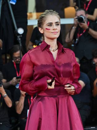 IPA88201174 - Venice, 83rd Venice International Film Festival 2026 - Night 5 - Red carpet for *THE ECHO CHAMBER* - Pictured: Greta Scarano  Copyright: xManuelexMangiarottix xPoolxPhotoxEventsx08x 88201174