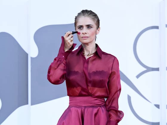 IPA88201476 - Venice, 83rd Venice International Film Festival 2026 - Night 5 - Red carpet for the film *The Eco Chamber*. Pictured: Greta Scarano  Copyright: xAlbertoxTerenghi PoolxPhotoxEvenx xPoolxPhotoxEventsx08x 88201476