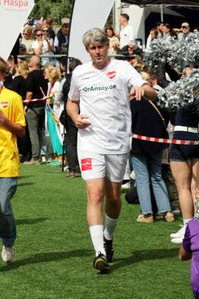 Richard Golz beim Benefiz-Fußballspiel Kicken mit Herz zu Gunsten der Kinderstation des UKE im Stadion Hoheluft. Hamburg, 06.09.2026