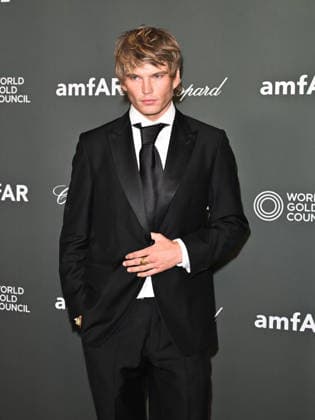IPA88204130 - Venice, 83rd Venice International Film Festival 2026 - Night 5 - AMFAR Red Carpet. Pictured: Jordan Barrett  Copyright: xSimonexComix xPoolxPhotoxEventsx08x 88204130
