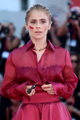 Greta Scarano bei der Premiere des Kinofilms The Echo Chamber auf der Biennale di Venezia 2023 83. Internationale Filmfestspiele von Venedig im Palazzo del Cinema. Venedig, 06.09.2026