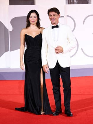 IPA88205783 - Venice, 83rd Venice International Film Festival 2026 - Night 5 - Red carpet filming in Italy. Pictured: Giorgio Pasotti, Claudia Tosoni  Copyright: xAlbertoxTerenghi PoolxPhotoxEvenx xPoolxPhotoxEventsx08x 88205783
