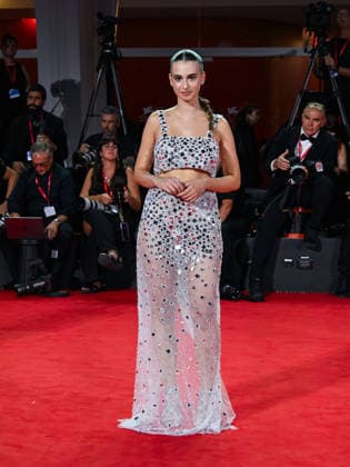 IPA88207278 - Venice, 83rd Venice International Film Festival 2026 - Night 5 - Filming Italy red carpet - Pictured: Letizia AmÃ²  Copyright: xManuelexMangiarottix xPoolxPhotoxEventsx08x 88207278