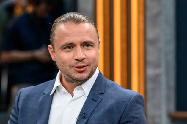 im Bild v.l.: Christian Stecker, Politikwissenschaftler, TU Darmstadt, GER, Berlin, Studio, zu Gast bei - Caren Miosga, Polittalk, TV, Format, Das Erste, aus Berlin Adlershof - am Studio 20, Thema: das Ergebnis und die Folgen der Landtagswahl in Sachsen-Anhalt, (Die AfD und die Landtagswahl in Sachsen-Anhalt) 06.09.2026, Copyright: HMBxMedia UwexKoch