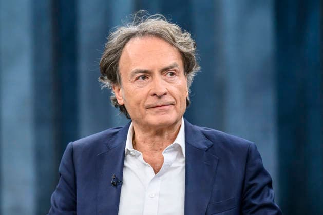 im Bild v.l.: Giovanni di Lorenzo, Chefredakteur DIE ZEIT, GER, Berlin, Studio, zu Gast bei - Caren Miosga, Polittalk, TV, Format, Das Erste, aus Berlin Adlershof - am Studio 20, Thema: das Ergebnis und die Folgen der Landtagswahl in Sachsen-Anhalt, (Die AfD und die Landtagswahl in Sachsen-Anhalt) 06.09.2026, Copyright: HMBxMedia UwexKoch