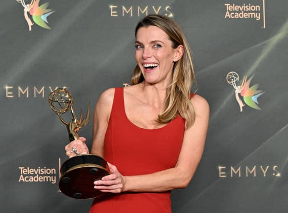 78th Emmy Awards Night 2 Betty Gilpin in the press room at the 78th Emmy Awards Night 2, held at the Peacock Theatre in Los Angeles, Ca. on September 6, 2026. Los Angeles Peacock Theatre California USA Copyright: xStarbuck xAFF-USA.COMx