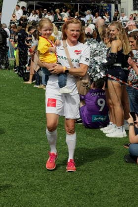 KICKEN MIT HERZ 2026 Nina Petri, Kicken mit Herz das Charity Fussballspiel zu Gunsten der Kinderstation des UKE im Stadion Hoheluft, Hamburg, 06.09.2026 Copyright: xEventpressxMPx