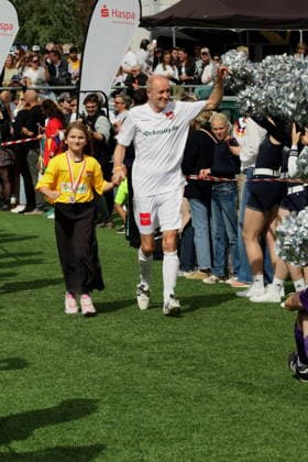 KICKEN MIT HERZ 2026 Peter Lohmeyer, Kicken mit Herz das Charity Fussballspiel zu Gunsten der Kinderstation des UKE im Stadion Hoheluft, Hamburg, 06.09.2026 Copyright: xEventpressxMPx
