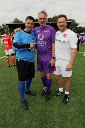 KICKEN MIT HERZ 2026 Tim Mälzer, Thomas Tom Mir, Johannes Oerding, Kicken mit Herz das Charity Fussballspiel zu Gunsten der Kinderstation des UKE im Stadion Hoheluft, Hamburg, 06.09.2026 Copyright: xEventpressxMPx