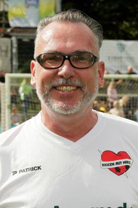 KICKEN MIT HERZ 2026 Thorsten Neumann, Kicken mit Herz das Charity Fussballspiel zu Gunsten der Kinderstation des UKE im Stadion Hoheluft, Hamburg, 06.09.2026 Copyright: xEventpressxMPx