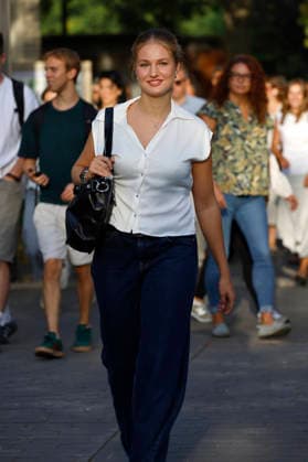 Princess Leonor Begins Her Studies at Carlos III University in Madrid Princess Leonor begins her studies at Carlos III University in Madrid on September 7, 2026, in Getafe, Madrid, Spain. Princess Leonor begins her studies in Political Science this Monday as a regular student at the Getafe campus of Carlos III University of Madrid (UC3M), thus continuing her education in preparation for her role as future queen and after having completed her military training over the past three years PRINCESS LEONOR CARLOS III UNIVERSITY POLITICAL SCIENCE SEPTEMBER 7, 2026 José Madrid Madrid Spain  Copyright: xJosÃ xRuizx 7755139