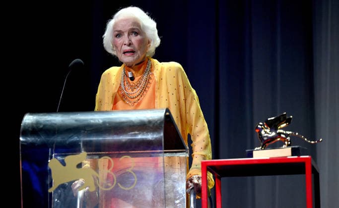 September 7, 2026, Venice, ITALY: US actor Ellen Burstyn receives the Golden Lion for Lifetime Achievement during the Venice International Film Festival, in Venice, Italy, 07 September 2026. The 83rd edition of the Venice Film Festival runs from 02 to 12 September 2026. ANSA ETTORE FERRARI. Venice ITALY  - ZUMAa110 20260907_zaf_a110_029 Copyright: xEttorexFerrarix