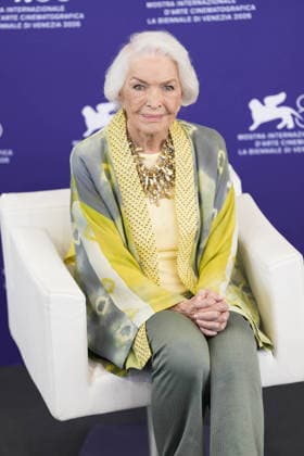 Foto IPP Daniele Cifala’ Venezia 07 09 2026 Ellen Burstyn Golden Lion For Lifetime Achievement 2026 Photocall - The 83rd Venice International Film Festival nella foto : Ellen Burstyn attends the Golden Lion For Lifetime Achievement 2026 Photocall during the 83rd Venice International Film Festival at Palazzo del Casino on September 07, 2026 in Venice, Italy. Italy Photo Press - World Copyright Ellen Burstyn Golden Lion For Li
