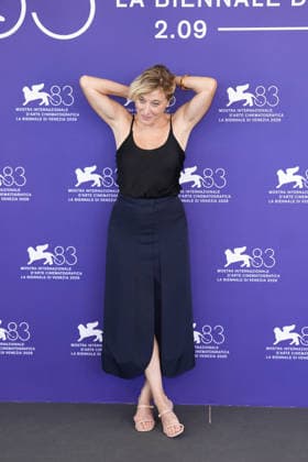 Foto IPP Daniele Cifala’ Venezia 02 09 2026 L Estranea Photocall - The 83rd Venice International Film Festival nella foto : Salvatore De Chirico, Adriano Giannini, Paolo Strippoli, Jasmine Trinca, Valeria Bruni Tedeschi and Romana Valeria Bruni Tedeschi Italy Photo Press - World Copyright L Estranea Photocall - The 83r