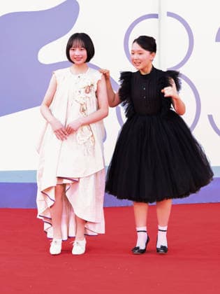 IPA88243071 - Venice, 83rd Venice International Film Festival 2026 - Night 6 - Red Carpet for the film LOOK BACK - Pictured: Rokka Okada, Furi Nanase  Copyright: xAlbertoxTerenghix xPoolxPhotoxEventsx08x IPA88243071