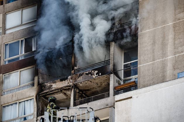 Santiago, September 7, 2026: A fire breaks out on the 15th floor of an apartment building located at the intersection of Eleuterio Ramirez and Santa Rosa in Santiago. Diego Martin Aton, Chile; Aton 1188557. jpeg  Copyright: DIEGOxMARTIN ATONxCHILE