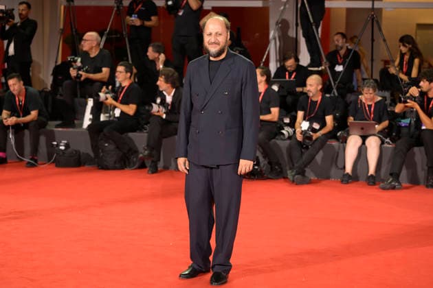 I Figli della scimmia red carpet in Venice Lido - 07 Sep 2026 Fausto Russo Alesi attends the red carpet of movie I Figli della scimmia during the 83rd Venice Film Festival at Palazzo del Cinema. Venice Lido Italy Copyright: xMarioxCartellix xSOPAxImagesx _DSC1289