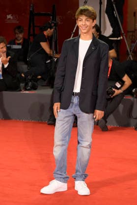 I Figli della scimmia red carpet in Venice Lido - 07 Sep 2026 Tancredi Naldini attends the red carpet of movie I Figli della scimmia during the 83rd Venice Film Festival at Palazzo del Cinema. Venice Lido Italy Copyright: xMarioxCartellix xSOPAxImagesx _DSC1325