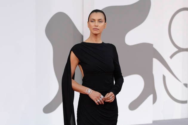 September 7, 2026, Venice Lido, Italy: Irina Shayk attends the red carpet of movie L estranea during the 83rd Venice Film Festival at Palazzo del Cinema. Venice Lido Italy - ZUMAs197 20260907_aaa_s197_276 Copyright: xMarioxCartellix