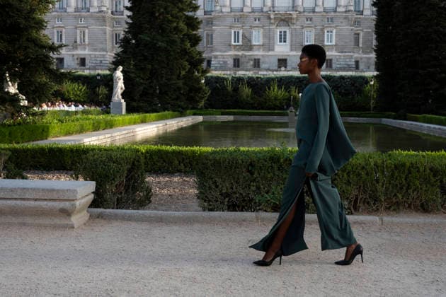 September 7, 2026, Madrid, Spain: A model parades with MadModa design during OMODA and Fashion Week Madrid in Madrid Jardines de Sabatini in Madrid. 7 of September of 2026 Spain Madrid Spain - ZUMAs197 20260907_aaa_s197_384 Copyright: xAtilanoxGarciax