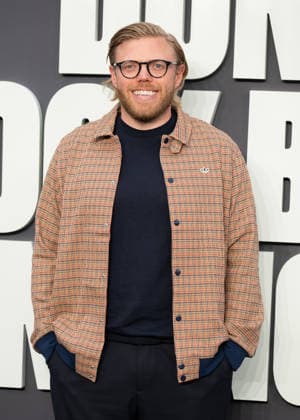 Rob Beckett attends Oasis: Don t Look Back in Anger UK Premiere at Cineworld Leicester Square in London, England. UK. Monday 7th September 2026. Copyright: xJamesxWarrenx DUKXRR~4