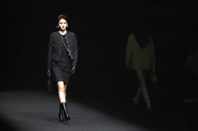 BEIJING, CHINA - SEPTEMBER 07: SYNA brand fashion is presented on the runway at the 2026 China International Fashion Week Autumn session on September 7, 2026 in Beijing, China.  Copyright: xVCGx 111664998758