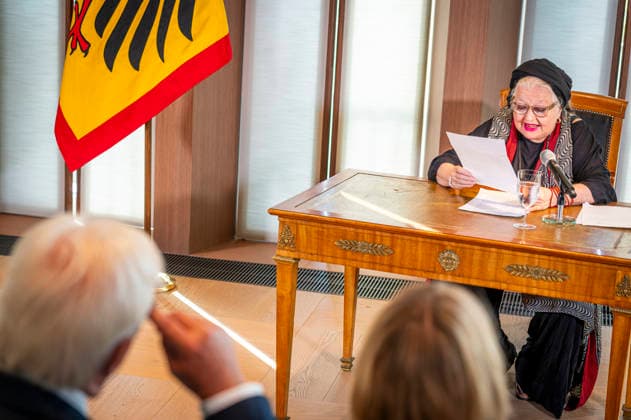 Hanna Schygulla EUR, Deutschland, Berlin, 08.09.2026: Die Schauspielerin Hanna Schygulla liest aus dem Werk von Laszlo Krasznahorkai . Verleihung des Großen Verdienstkreuzes mit Stern des Verdienstordens der Bundesrepublik Deutschland an den Nobelpreisträger für Literatur Laszlo Krasznahorkai durch BPr Steinmeier.