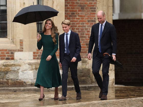. 08 09 2026. Eton, United Kingdom. Prince William and Kate Middleton, the Prince and Princess of Wales, arriving with their son Prince George, as he starts his first day at Eton College, United Kingdom.  xPoolx xi-Imagesx IIM-26992-0016