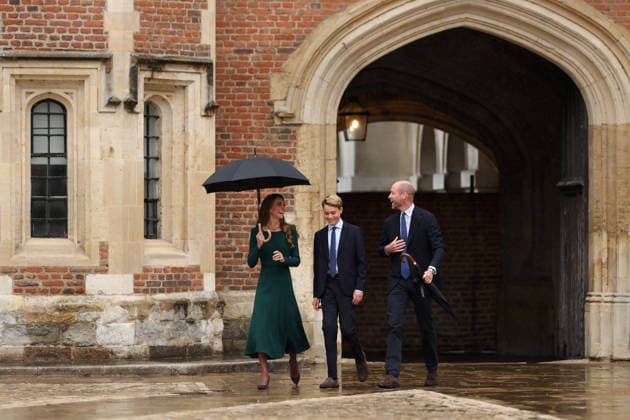 . 08 09 2026. Eton, United Kingdom. Prince William and Kate Middleton, the Prince and Princess of Wales, arriving with their son Prince George, as he starts his first day at Eton College, United Kingdom.  xPoolx xi-Imagesx IIM-26992-0017
