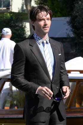Patrick Schwarzenegger bei der Ankunft am Pier des Hotels Excelsior auf der Biennale di Venezia 2026 83. Internationale Filmfestspiele von Venedig. Venedig, 08.09.-2026