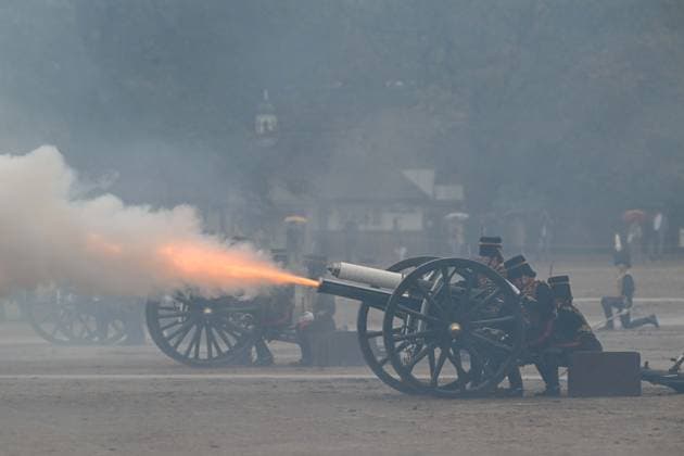 Royal salute in London to mark King Charles III s Accession Day LONDON, UNITED KINGDOM - SEPTEMBER 8: Soldiers of The King s Troop Royal Horse Artillery fire a ceremonial 41-gun salute at Hyde Park, in London, United Kingdom, on September 8, 2026. The ceremonial military event was held to mark the fourth anniversary of King Charles III s accession to the British throne. Rasid Necati Aslim Anadolu London United Kingdom. Editorial use only. Please get in touch for any other usage.  Copyright: x2026xAnadoluxRasidxNecatixAslimx