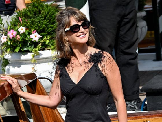 IPA88270407 - Venice, 83rd Venice International Film Festival 2026 - Day 7 - Arrivals at the Casino pier - Pictured: Penelope Cruz.  Copyright: xSimonexComix xPoolxPhotoxEventsx08x IPA88270407