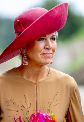 08-09-2026 Drenthe Queen Maxima visited the diary farm of the family Riedstra-Hoving in Veenhuizen, Drenthe. Â  Copyright: xPPEx