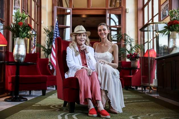 52nd Deauville American Film Festival PHOTOPQR OUEST FRANCE Charles BURY DEAUVILLE Sept. 8, 2026 52nd Deauville American Film Festival, Calvados, Normandy Photocall with Faye Dunaway, an American actress, and Nicola Peltz Beckham, an American actress, at the Hotel Le Royal in Deauville. Photo by Charles Bury, Ouest France. 52nd Deauville American Film Festival, Sept. 8, 2026, DEAUVILLE, France Copyright: xPHOTOPQR OUESTxFRANCE MAXPPPxCharlesxBURYx 20260908OFR8129 20260908OFR8129