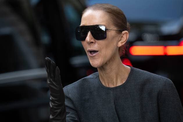 CELINE DION IN PARIS PHOTOPQR OUEST FRANCE Stéphane Geufroi Paris, September 8, 2026 Céline Dion leaves the Royal Monceau in the late afternoon. As usual, she took a few minutes to greet her fans. Paris, September 8, 2026 – Céline Dion leaves the Royal Monceau in the late afternoon. As usual, she took a few minutes to greet her admirers. Paris, France  Copyright: xPHOTOPQR OUESTxFRANCE MAXPPPxStéphanexGeufroix 20260908OFR8238 20260908OFR8238