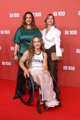 BILD100 2026 Kristina Vogel, Rebecca Immanuel, Tina Ruland Roter Teppich zu BILD100 2026, Axel-Springer-Neubau, Berlin, Datum: 08.09.2026 Copyright: xEventpress Kratschx