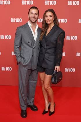 BILD100 2026 Riccardo Basile, Laura Wontorra Roter Teppich zu BILD100 2026, Axel-Springer-Neubau, Berlin, Datum: 08.09.2026 Copyright: xEventpress Kratschx