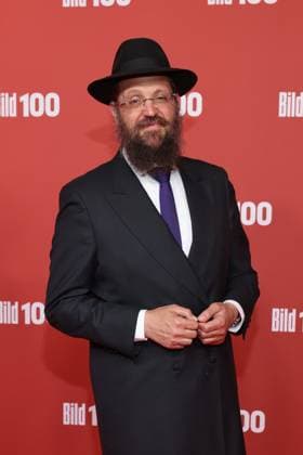 BILD100 2026 Rabbiner Yehuda Teichtal Roter Teppich zu BILD100 2026, Axel-Springer-Neubau, Berlin, Datum: 08.09.2026 Copyright: xEventpress Kratschx
