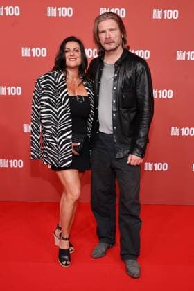 BILD100 2026 Stephanie Dettmann, Marcel Dettmann Roter Teppich zu BILD100 2026, Axel-Springer-Neubau, Berlin, Datum: 08.09.2026 Copyright: xEventpress Kratschx