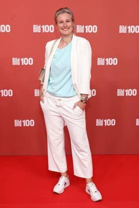 BILD100 2026 Britta Heidemann Roter Teppich zu BILD100 2026, Axel-Springer-Neubau, Berlin, Datum: 08.09.2026 Copyright: xEventpress Kratschx