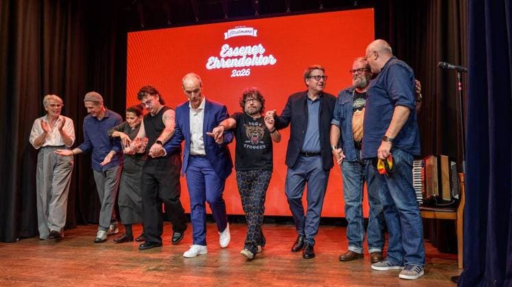Essen: Verleihung der Comedypreise Essener Ehrendoktor und Jupps Pott ** NUR FÜR REDAKTIONELLE ZWECKE ** EDITORIAL USE ONLY **<p>Bei der Verleihung der Comedypreise Essener Ehrendoktor und Jupps Pott am Dienstag, den 8. September 2026, im Stratmanns Theater in Essen. Deutschland NRW Essen Copyright: UwexErnst