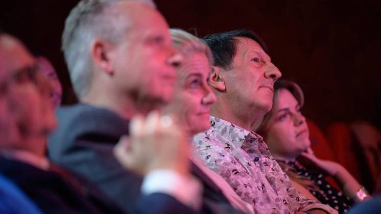 Essen: Verleihung der Comedypreise Essener Ehrendoktor und Jupps Pott ** NUR FÜR REDAKTIONELLE ZWECKE ** EDITORIAL USE ONLY **<p>Bei der Verleihung der Comedypreise Essener Ehrendoktor und Jupps Pott am Dienstag, den 8. September 2026, im Stratmanns Theater in Essen. Deutschland NRW Essen Copyright: UwexErnst