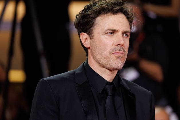 News - Company Red Carpet - The 83rd Venice International Film Festival Casey Affleck attends the Company Screening during the 83rd Venice International Film Festival at Sala Grande on September 8, 2026 in Venice, Italy. Photo: Cinzia Camela. Lido di Venezia Palazzo del Cinema Italy Copyright: xCinziaxCamelax xLiveMediax LPN_2659859