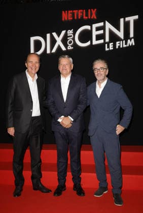 Xavier Niel, Ted Sarandos, CEO of Netflix, and Pierre Antoine Capton; Preview screening of the film *Dix pour cent* at the Olympia in Paris on September 8, 2026; Coadic Guirec; Bestimage; Preview of the film *Dix pour cent* at the Olympia in Paris on September 8, 2026; Paris, France  Copyright: xCOADICxGUIRECx xBESTIMAGExCOADICxGUIRECx xBESTIMAGEx