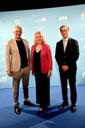 Matthias Helwig Festivalleiter Britta Hundesrügge Stv. Landrätin Landkreis Starnberg Prof. Dr. Ian-Tsing Generaldirektor Taiwan Taipeh-Vertretung Starnberg 08.09.2026 Schlossberghalle 20. Fuenf Seen Filmvestival Taiwan-Abend in Kooperation mit der Taipeh-Vertretung in der Bundesrepublik Deutschland (Büro München) statt. Dr. Ian-Tsing Generaldirektor Foto Starnberg